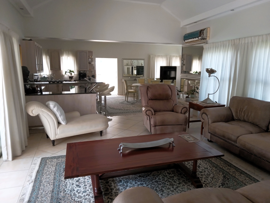 To Let 1 Bedroom Property for Rent in Schonenberg Western Cape